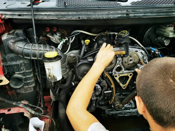 Reparación Del Motor Combustión Interna Automóvil Pasajeros Reparación Cambio Engranaje — Foto de Stock