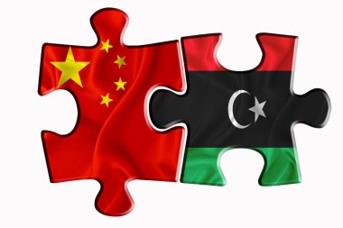 Libya bayrağı ve Amerika 'nın Çin bayrağı beyaz izole edilmiş arka planda iki yapboz parçasının üzerinde. Politik ilişkiler kavramı. 3B görüntüleme