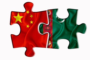 Türkmenistan bayrağı ve Amerika 'nın Çin bayrağı beyaz izole arka planda iki yapboz parçasında. Politik ilişkiler kavramı. 3B görüntüleme