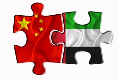 Birleşik Arap Emirlikleri bayrağı ve Amerika Birleşik Devletleri bayrağı beyaz izole edilmiş arka planda iki yapboz parçasında bayrak taşıyor. Politik ilişkiler kavramı. 3B görüntüleme