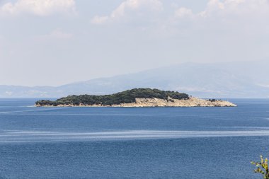 Yunanistan küçük ada
