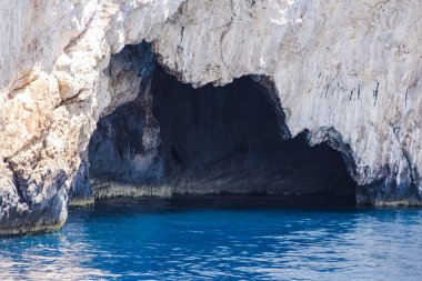 Deniz mağaraları Zakynthos