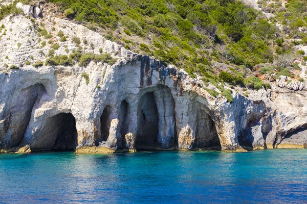 Meereshöhlen auf Zakynthos — Stockfoto