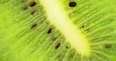 Dilimlenmiş kiviyi kapat