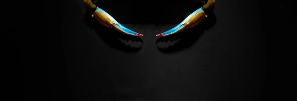 Garras Cangrejo Azul Sobre Fondo Oscuro Imagen Panorámica Menú Mariscos —  Fotos de Stock