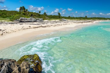 Bir Playa del Carmen, Yucatan, Meksika için Karayip Denizi sahne 