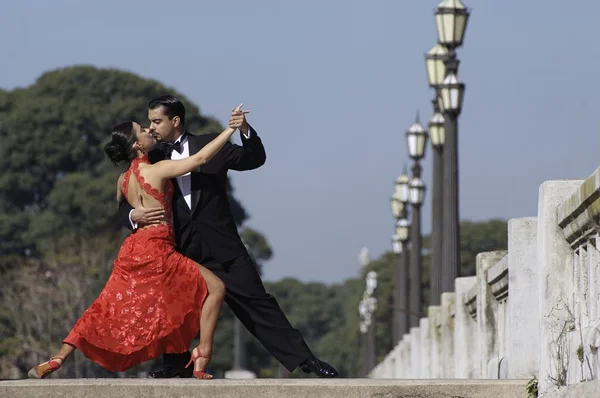 Casal Dançando Tango — Fotografia de Stock