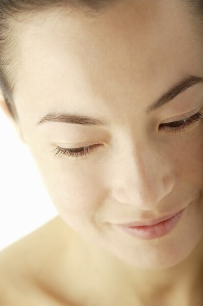 Красивое лицо женщины