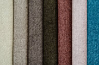 Çok renkli, tek renk kumaşlar seti. farklı renklerde malzeme seçimi.