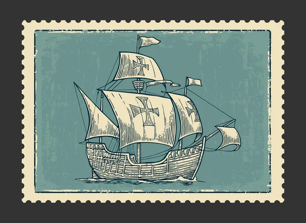 Navio à vela flutuando nas ondas do mar. Caravela Santa Maria com Colombo. Elemento de design desenhado à mão. Vintage vetor gravura ilustração para cartaz, rótulo, marca postal. Isolado em fundo azul — Vetor de Stock