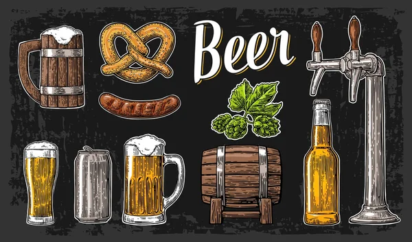 Conjunto de cerveja com torneira, classe, lata, garrafa, barril, salsicha, pretzel e hop. Vintage vetor gravura ilustração para web, cartaz . —  Vetores de Stock