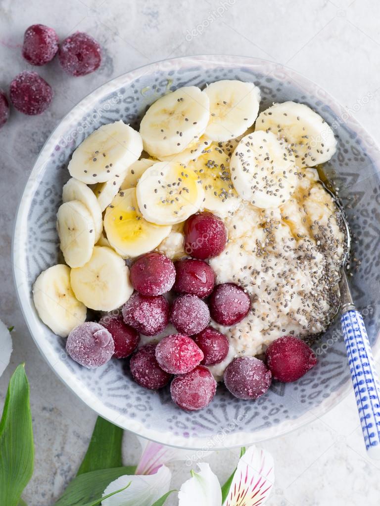 Oatmeal with fruit in a bowl