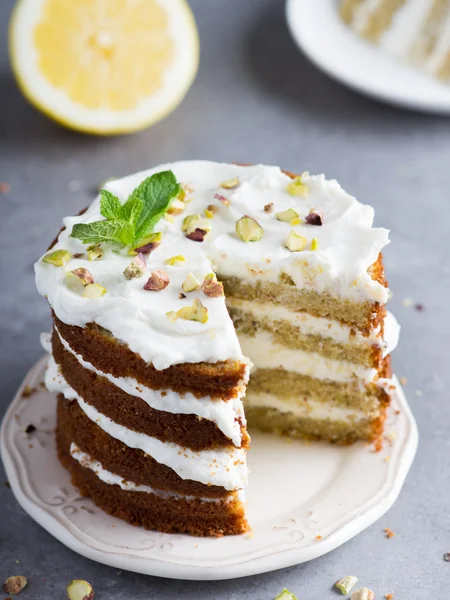 Gluten free pistachio cake — Stock Photo, Image
