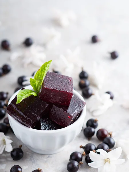 Marmelade aus süßen Beerengelees — Stockfoto