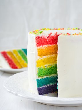 çok renkli tatlı gökkuşağı kek