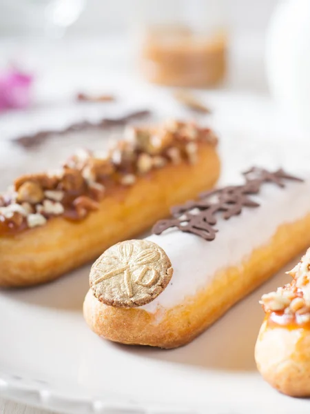 Dulces eclairs caseros — Foto de Stock