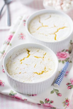 ev yapımı Limonlu puding
