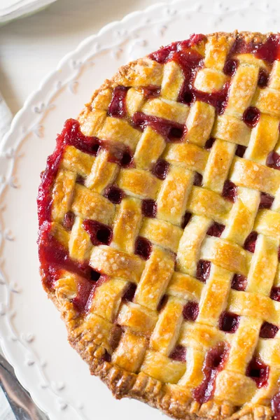 Sweet homemade strawberry pie — Stock Photo, Image