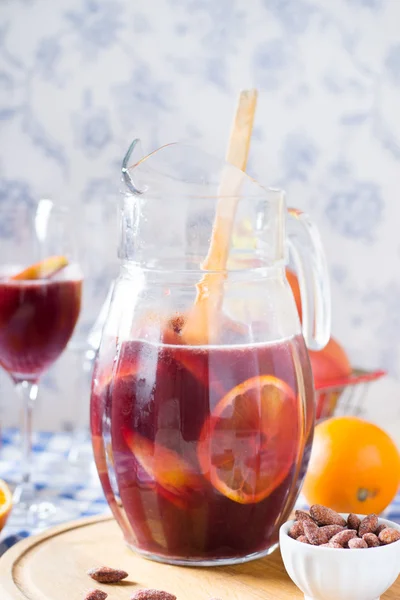 Cam sürahi Sangria — Stok fotoğraf