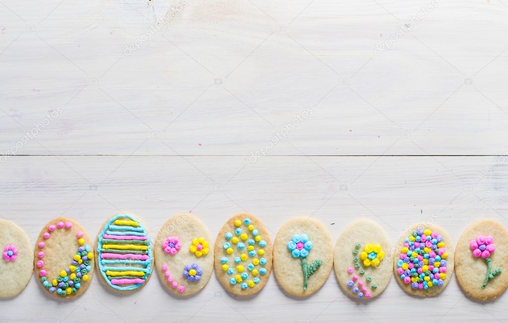 decorated easter cookies