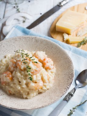 Hindistan cevizi sütü ve karides risotto