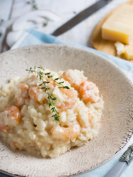 Risotto com leite de coco e camarão — Fotografia de Stock