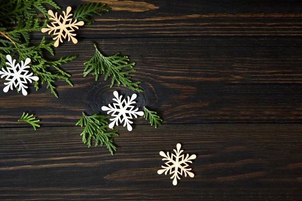 Zero Waste Kerstconcept Milieuvriendelijke Kerstsamenstelling Met Milieuvriendelijke Natuurlijke Inrichting Houten — Stockfoto