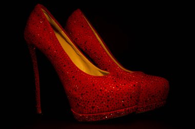 yüksek topuklu kırmızı