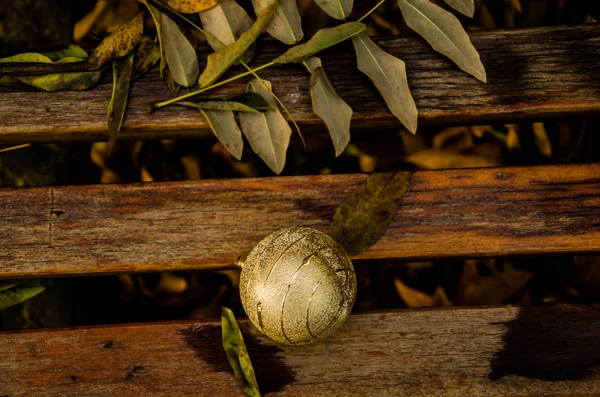 Weihnachtsgeschenk grau — Stockfoto