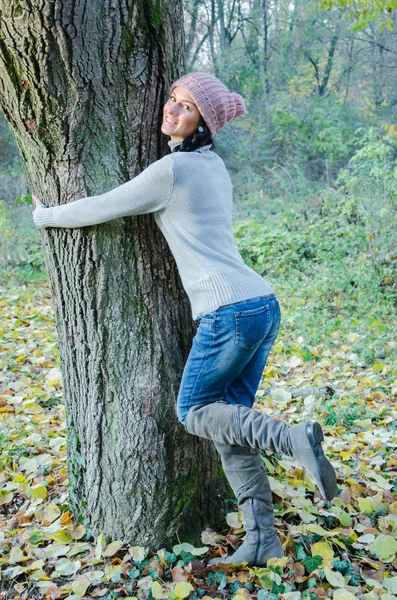 Black women autumn — Stock Image Black women autumn Stock Image