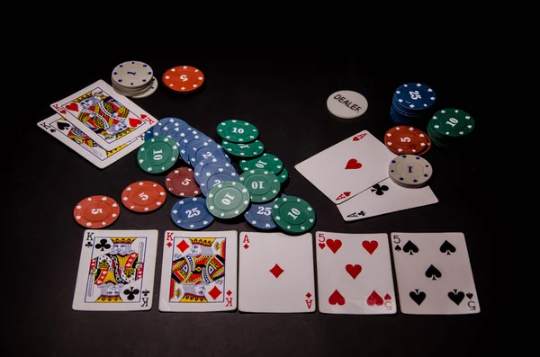 poker play game