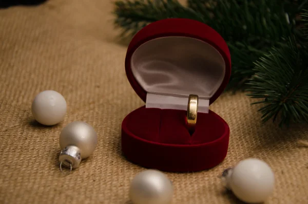 Ring kerstcadeau — Stockfoto