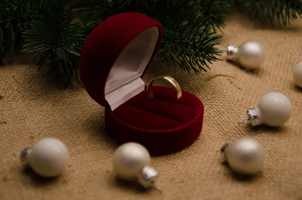 Ring kerstcadeau — Stockfoto