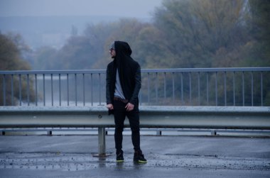 kötü çocuk sağdıç