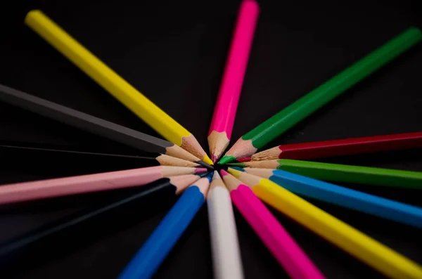 Escuela de color lápiz — Foto de Stock