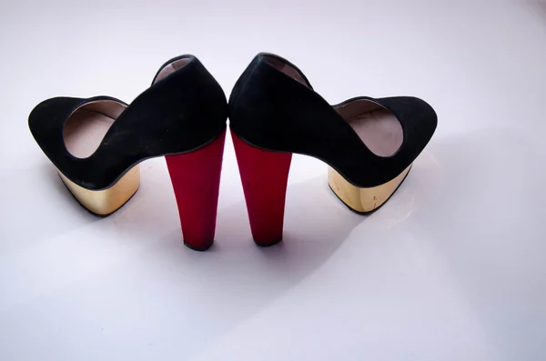 黒のパテント レザーの靴ベクトル イラスト — ストック写真
