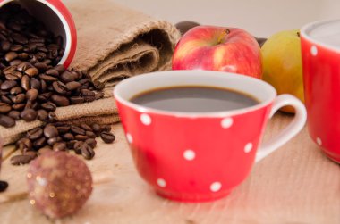 Kırmızı kase arka plan