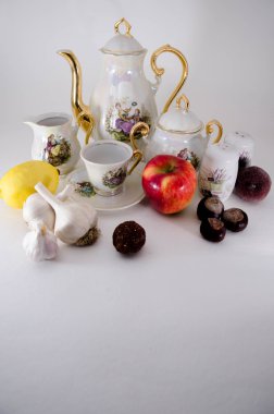 Antika porselen çay