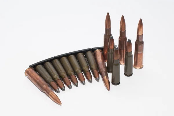 Bullets 54R SVD and stripper clip 7.62 x 39 SKS — Stock Photo, Image