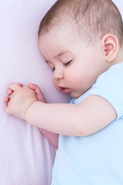 Beautiful sleeping baby on pink background — Stock Photo, Image