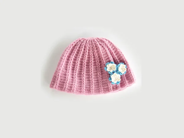 Chapéu de crochê bonito — Fotografia de Stock