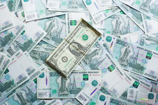 Dolar bonosu Rus para biriminde