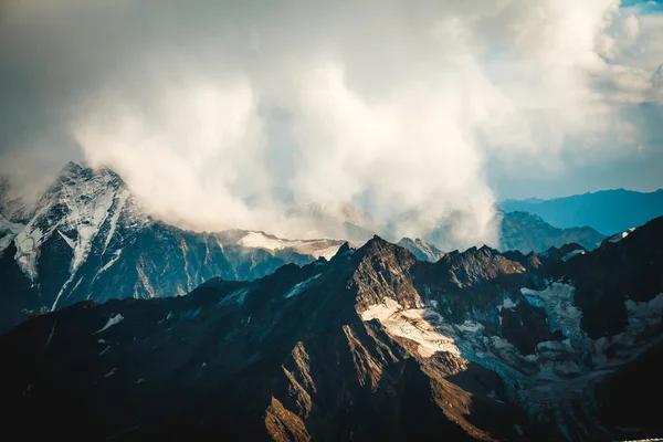 Unwetter auf dem Cheget-Gipfel — Stockfoto