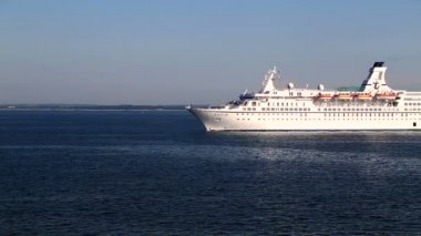 Astor Cruise Liner Baltık Denizi içinde Haziran 2016 yelken