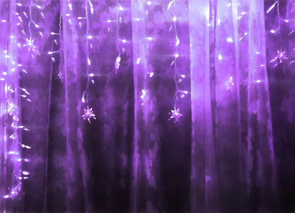 Işıklar ve garland stilize perdeler