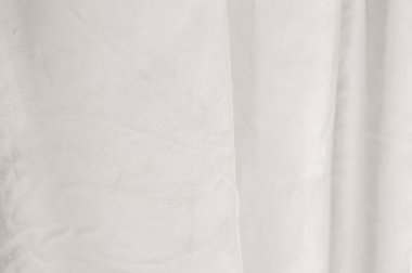 Hassas kumaşın yakın çekim görüntüsü sakin Bulut Dansçısı tonunda kıvrılır, sakin ve sofistike bir his verir.