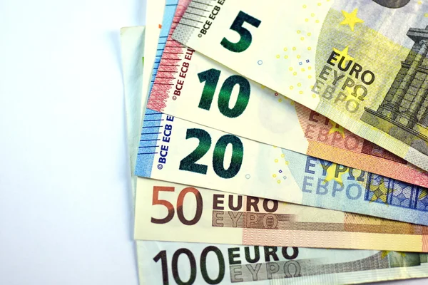 Verschiedene Euro-Banknoten und Währungen aus nächster Nähe — Stockfoto