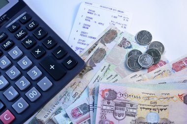 Dirhem para birimini, Birleşik Arap Emirlikleri kapatın