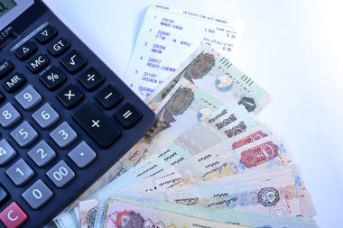 Dirhem para birimini, Birleşik Arap Emirlikleri kapatın