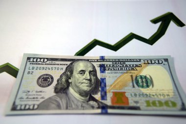 Yakın çeşitli para birimi banknot ve madeni paraların, farklı ülkelerden